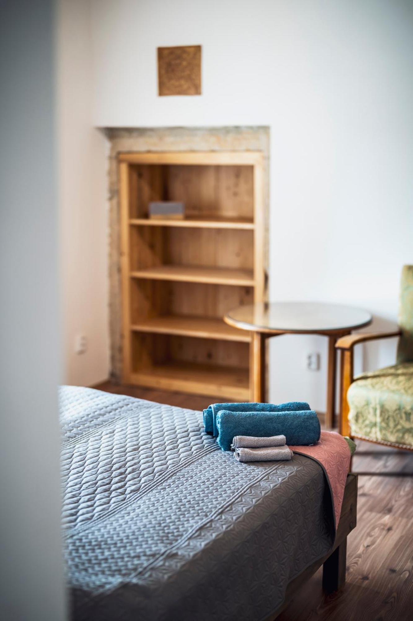 Apartmán Dvur Dolenec Rohoznice (Hradec Kralove)
