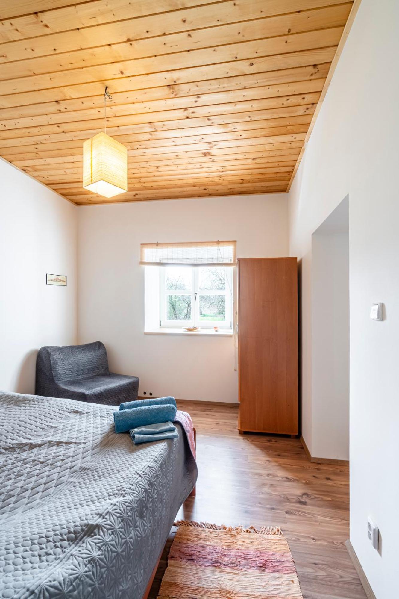 Apartmán Dvur Dolenec Rohoznice (Hradec Kralove)