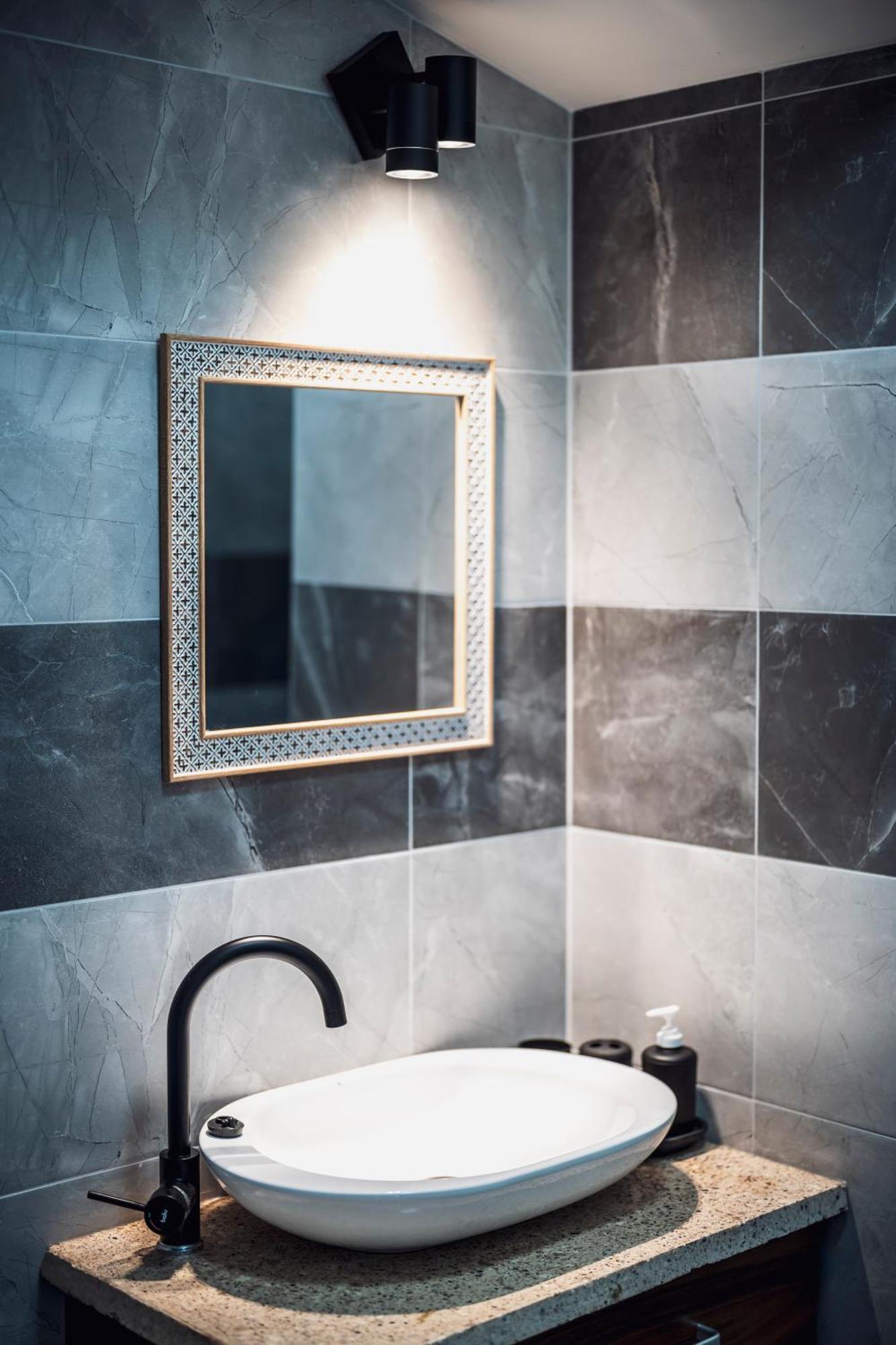 Dvur Dolenec Apartmán *